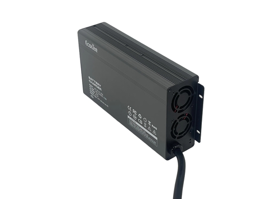 LFP 29.2V 25A RV Lityum Pil Akıllı Fan Kontrolü IP20 Koruma